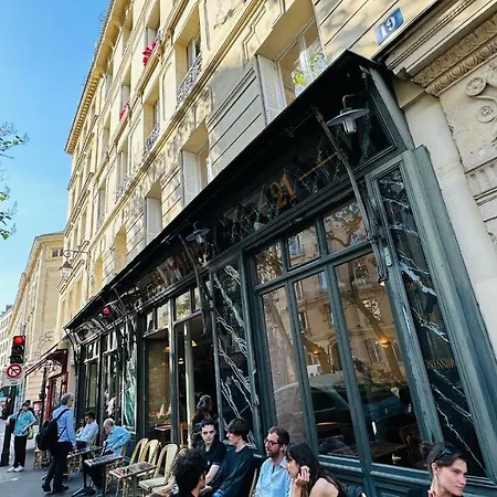 Le D'emilie * Париж