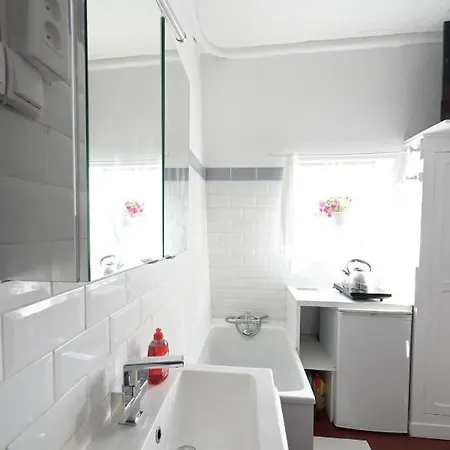 Le D'emilie * باريس